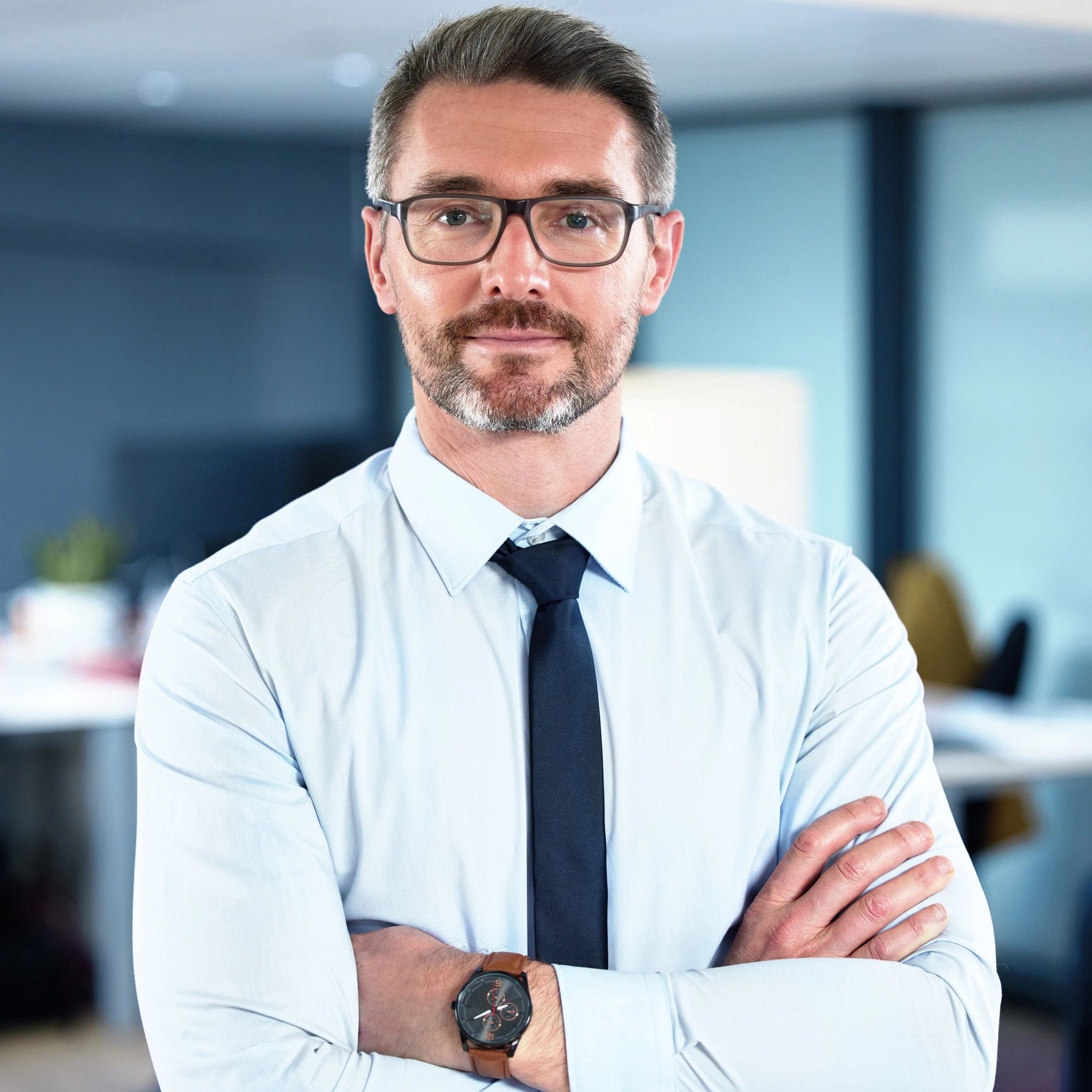 Professional portrait representing manufacturing specialists